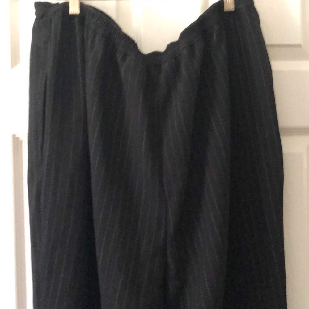 Pin striped - Picture 6 of 6